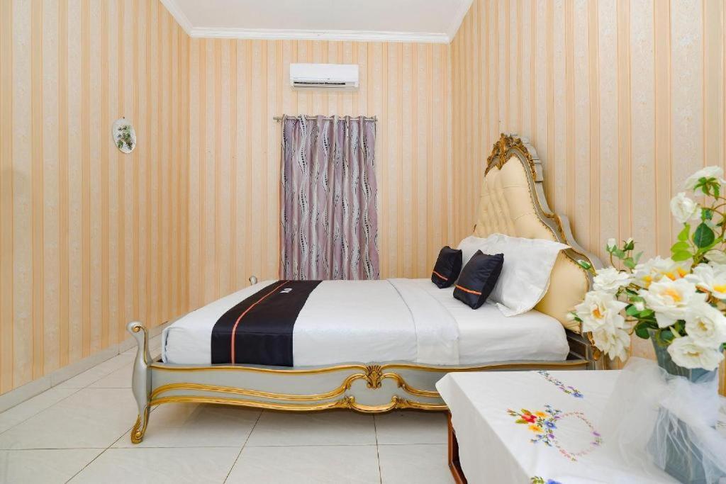 Guest House Gethsemane Salatiga Eksteriør billede