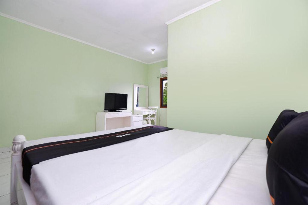 Guest House Gethsemane Salatiga Eksteriør billede