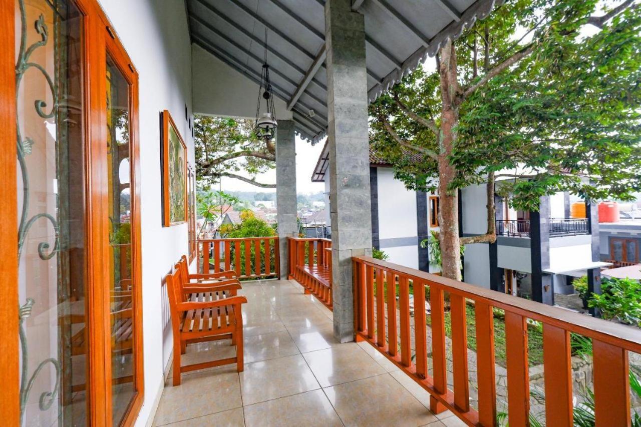 Guest House Gethsemane Salatiga Eksteriør billede