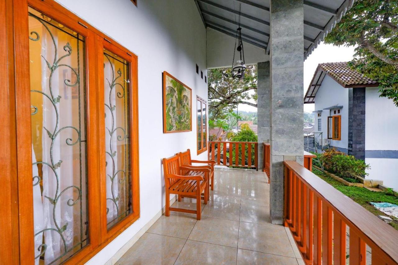 Guest House Gethsemane Salatiga Eksteriør billede
